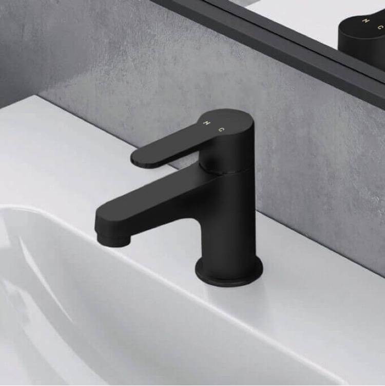 Nameeks Matte Black Single Hole Bathroom Faucet